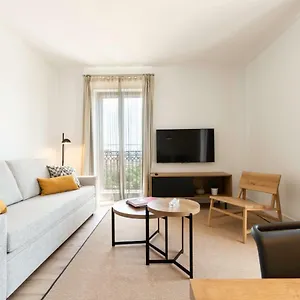 https://port-plaza-apartments.top-hotels-tarragona.com